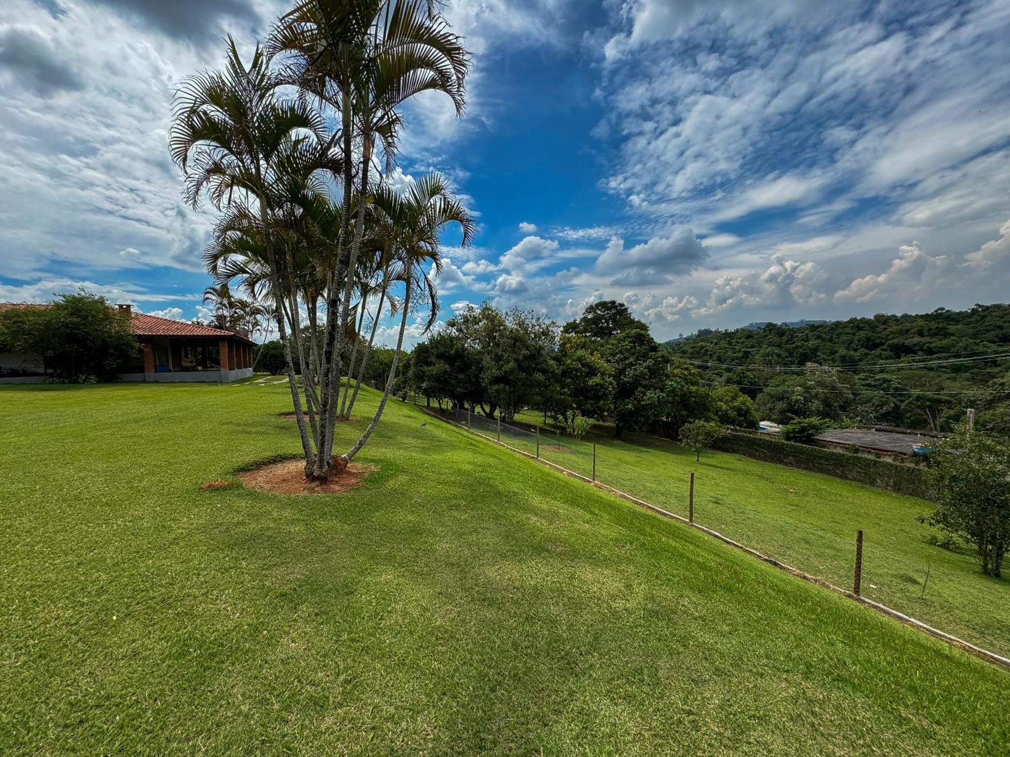 Pousada Espaço do Sol conforto e contato com a natureza Aracariguama Exterior foto